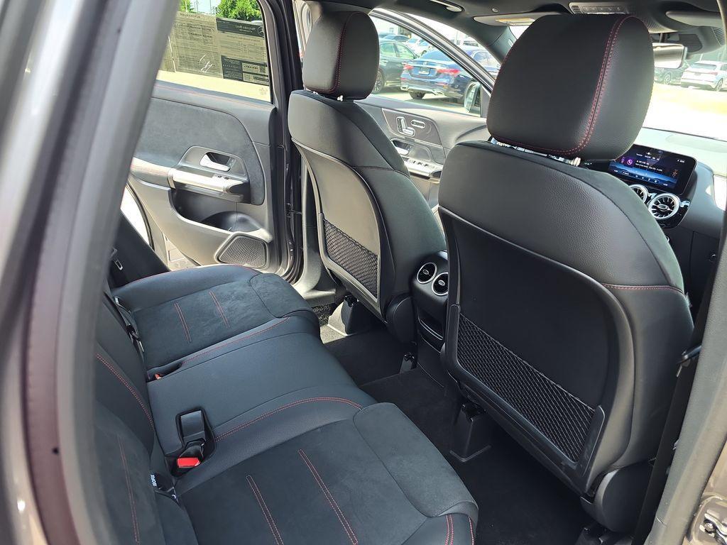 used 2025 Mercedes-Benz GLA 250 car, priced at $47,994