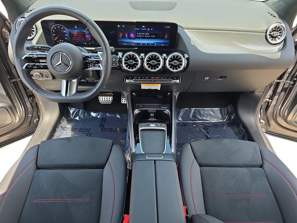 used 2025 Mercedes-Benz GLA 250 car, priced at $47,994