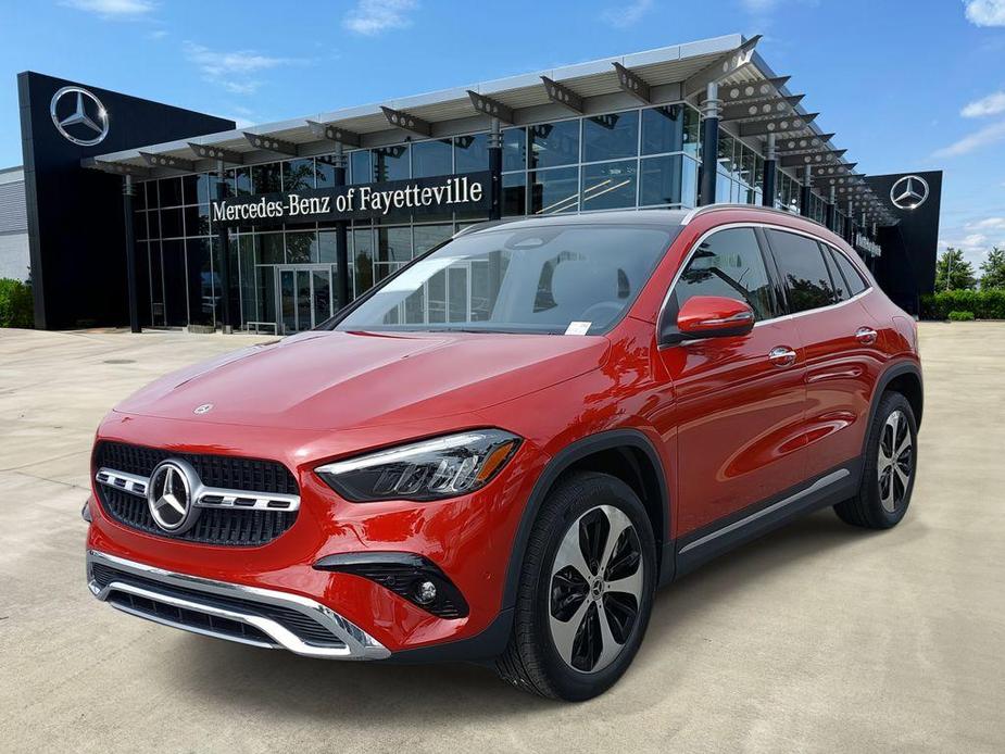 new 2025 Mercedes-Benz GLA 250 car, priced at $52,030