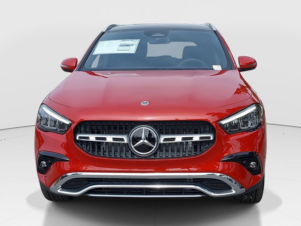 new 2025 Mercedes-Benz GLA 250 car, priced at $52,030