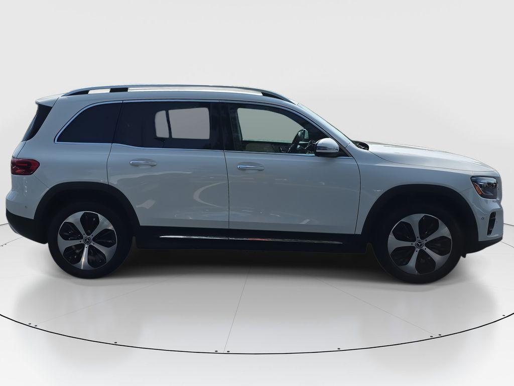 new 2025 Mercedes-Benz GLB 250 car, priced at $50,945