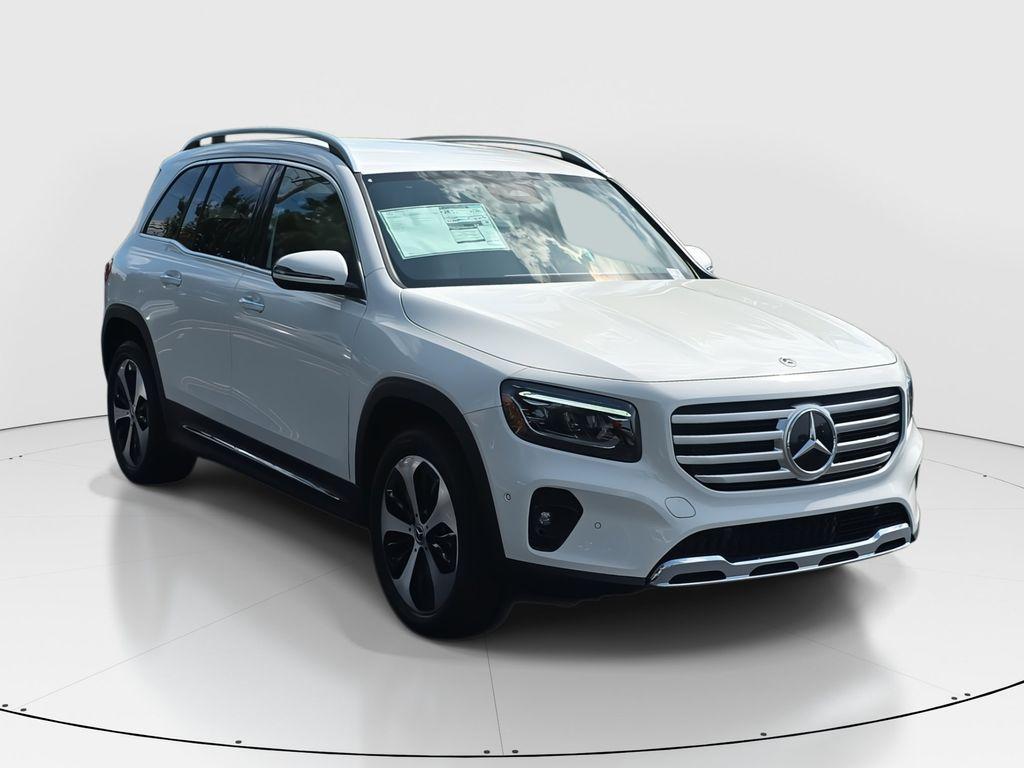 new 2025 Mercedes-Benz GLB 250 car, priced at $50,945