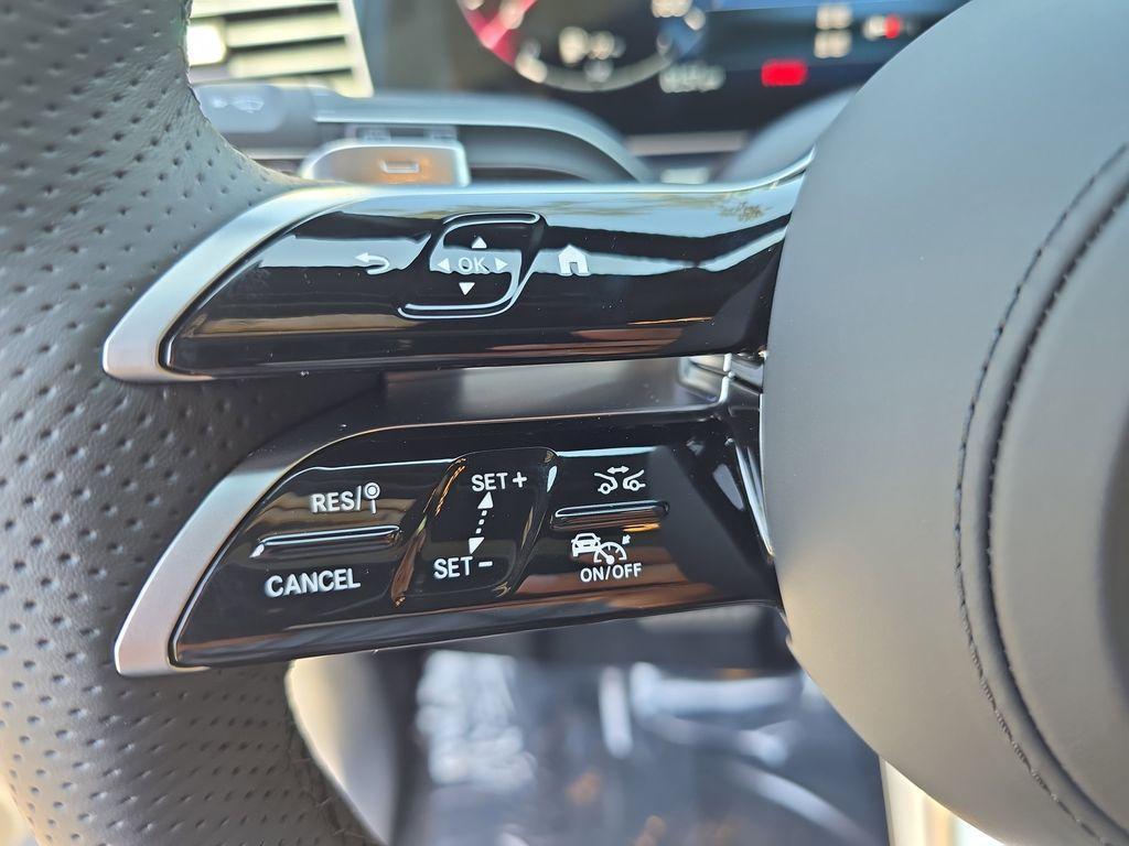 new 2025 Mercedes-Benz GLS 450 car, priced at $105,335