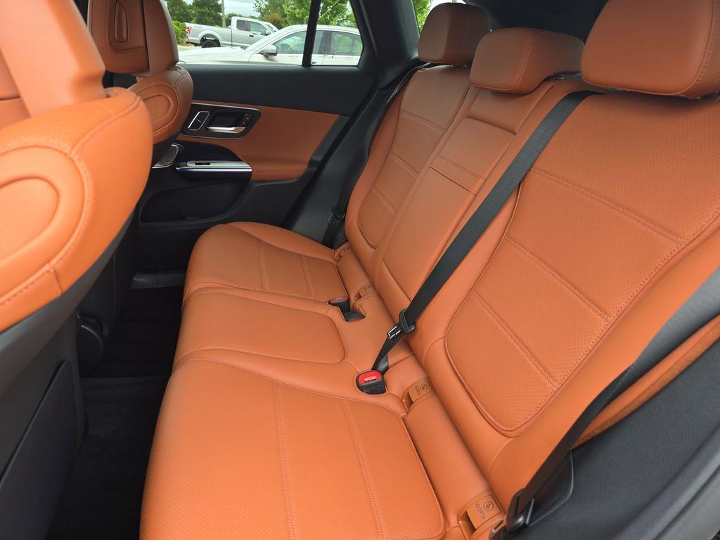 new 2025 Mercedes-Benz GLC 300 car, priced at $55,725