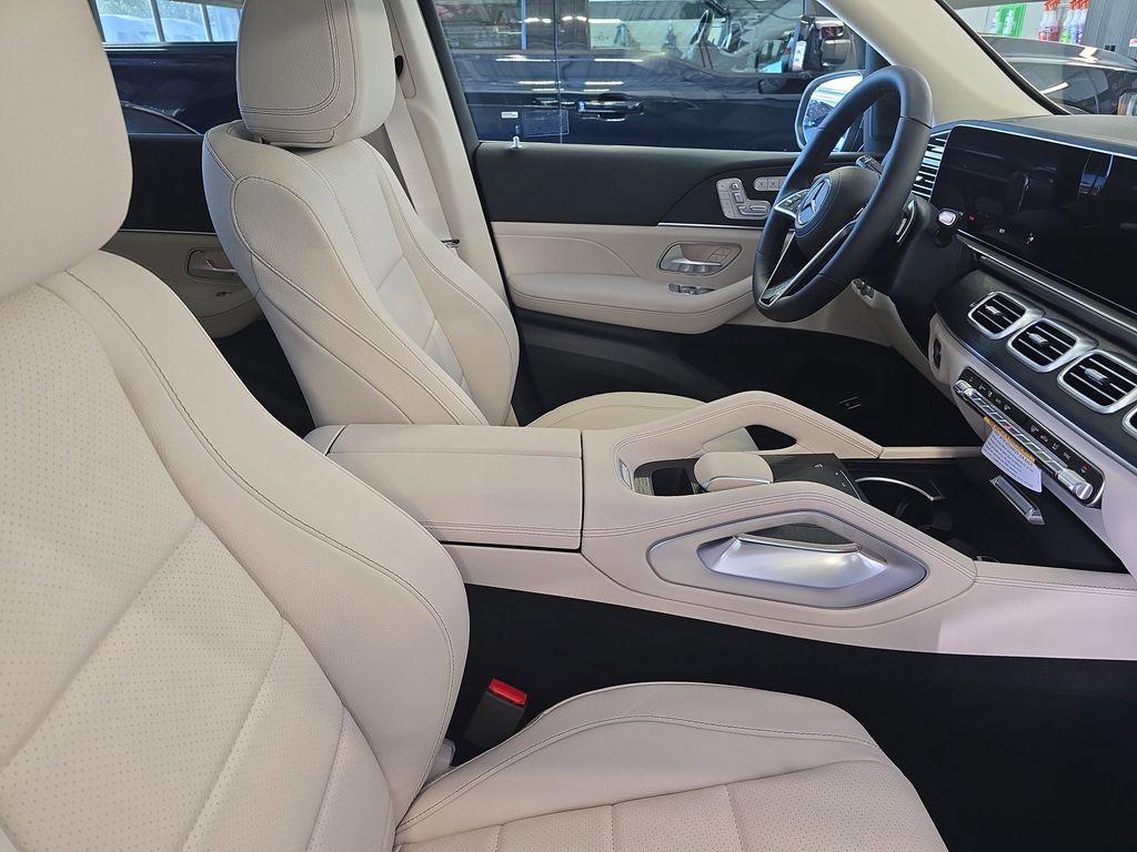 new 2026 Mercedes-Benz GLE 450 car, priced at $80,095
