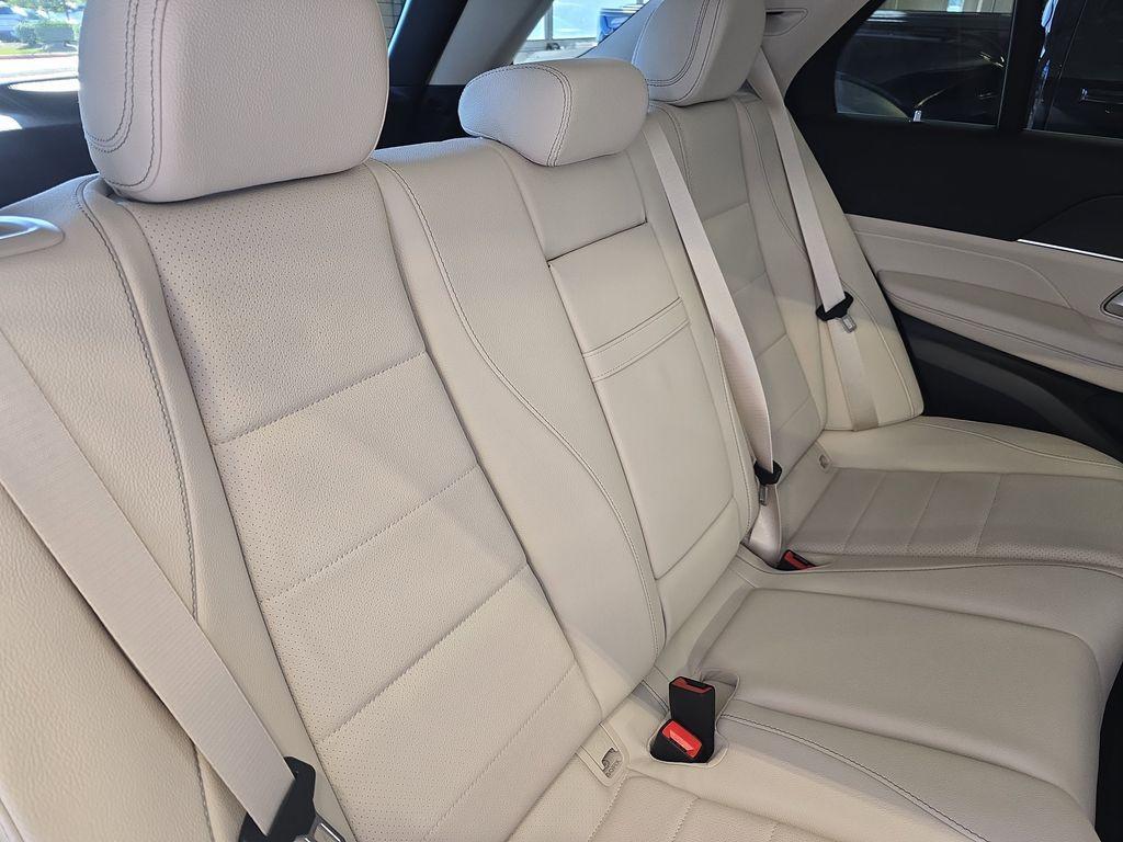 new 2026 Mercedes-Benz GLE 450 car, priced at $80,095