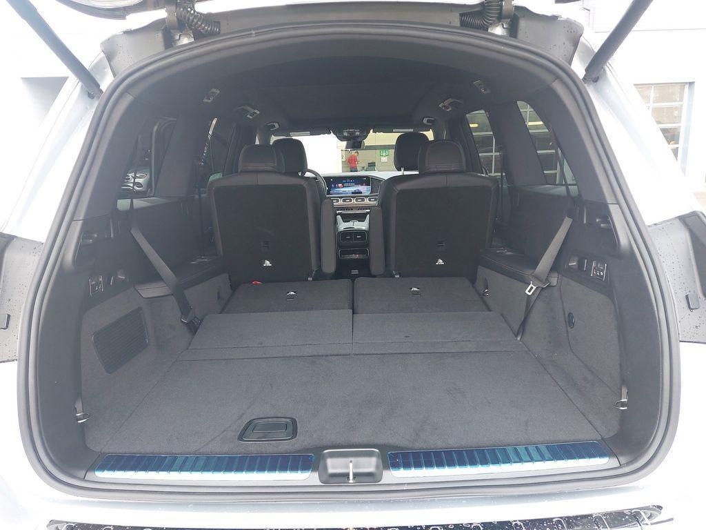 new 2025 Mercedes-Benz GLS 450 car, priced at $95,365