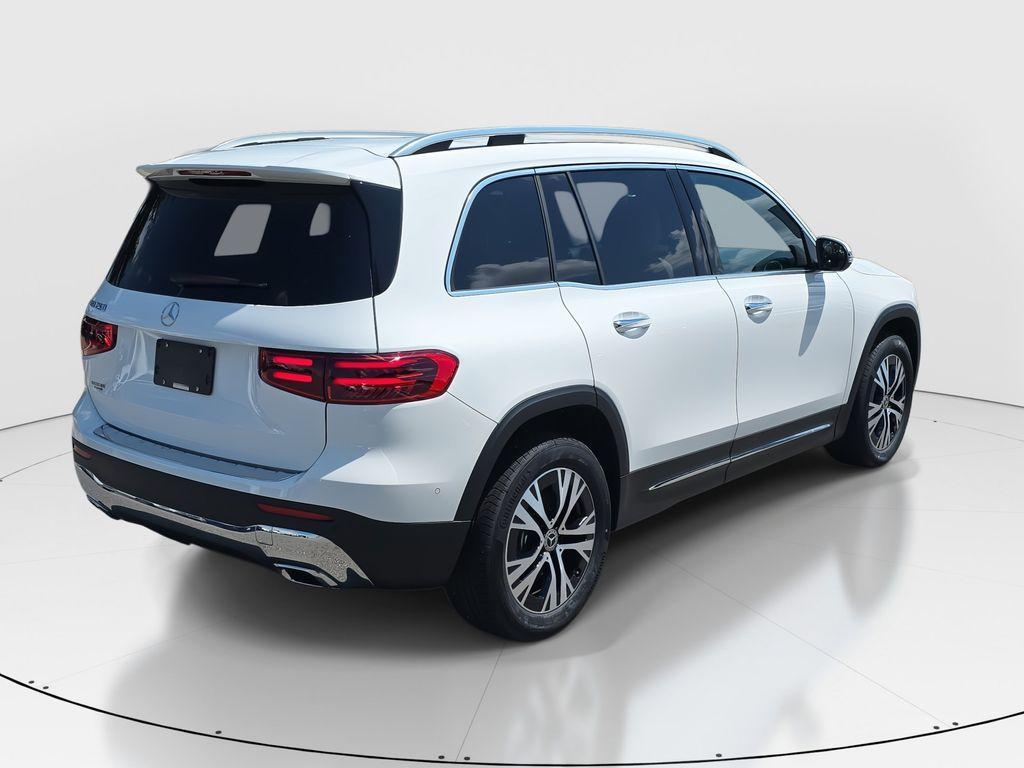 new 2025 Mercedes-Benz GLB 250 car, priced at $48,645