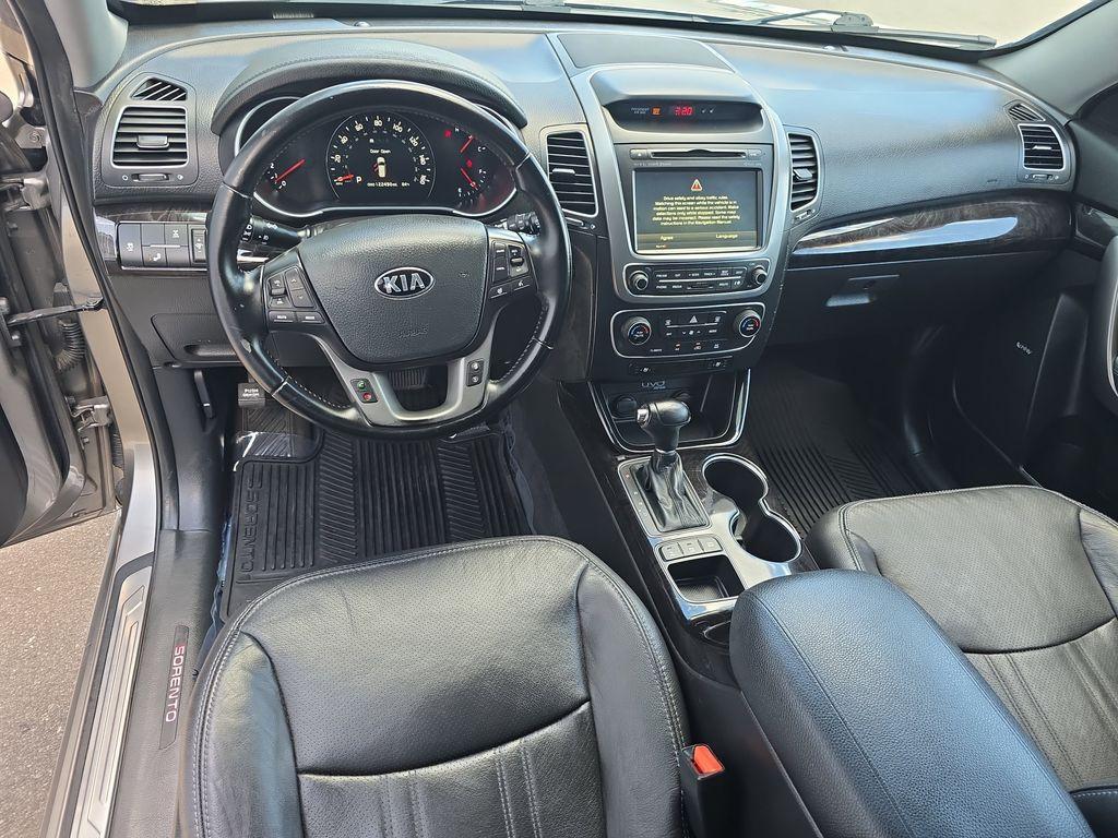 used 2015 Kia Sorento car, priced at $11,068