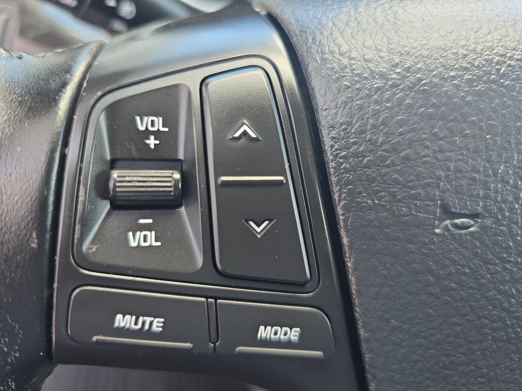 used 2015 Kia Sorento car, priced at $11,068