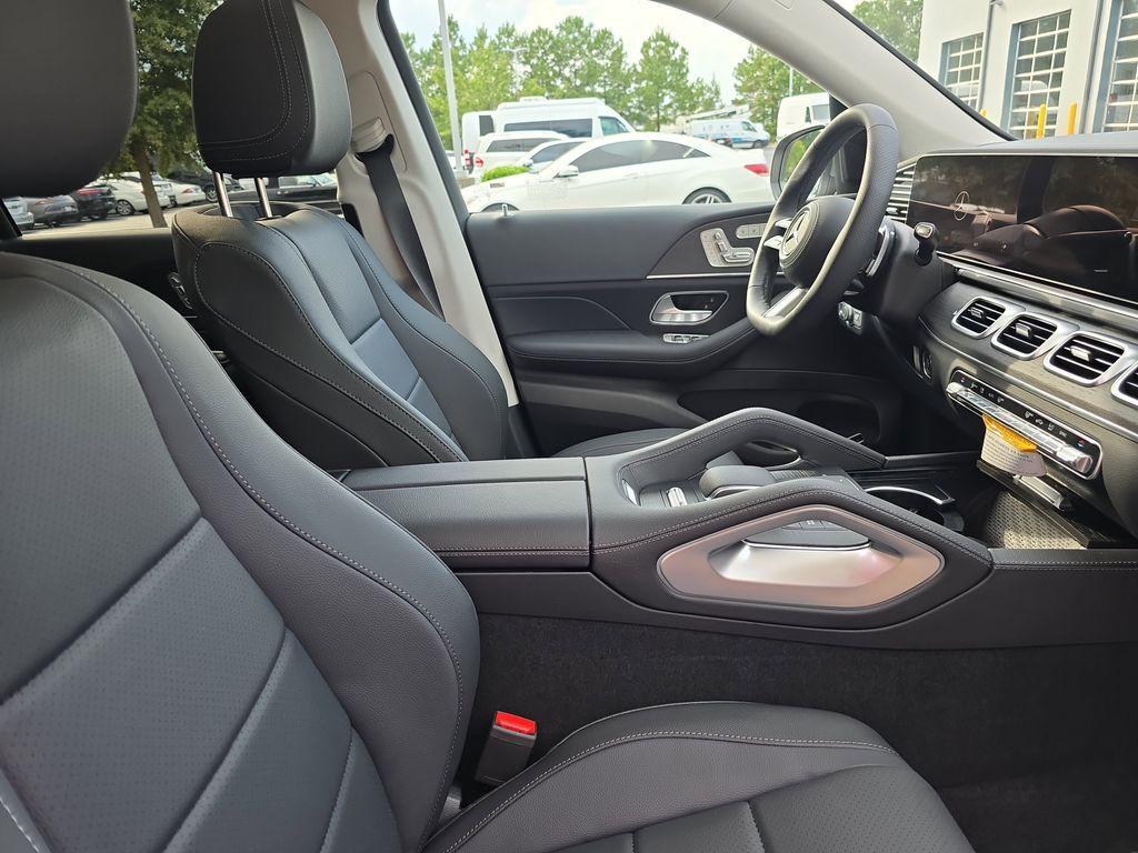 new 2026 Mercedes-Benz GLS 450 car, priced at $97,720