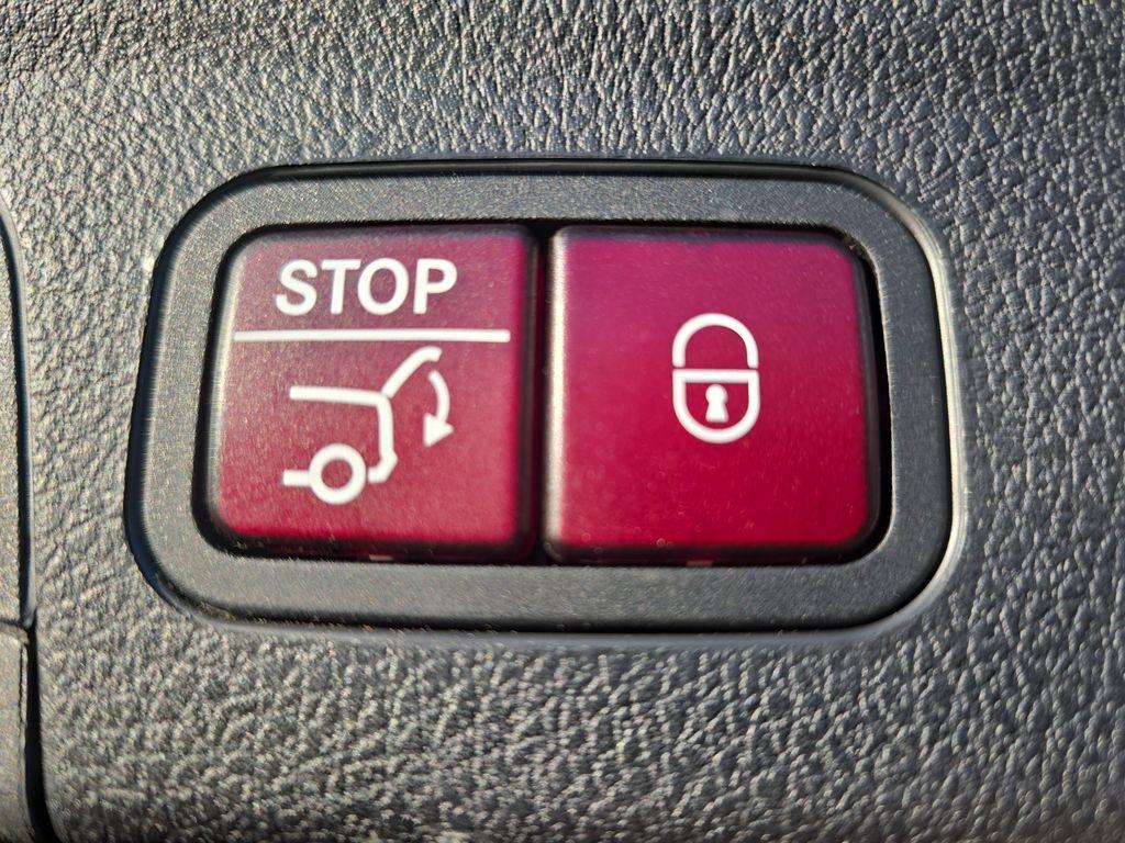 used 2022 Mercedes-Benz GLE 350 car, priced at $39,475