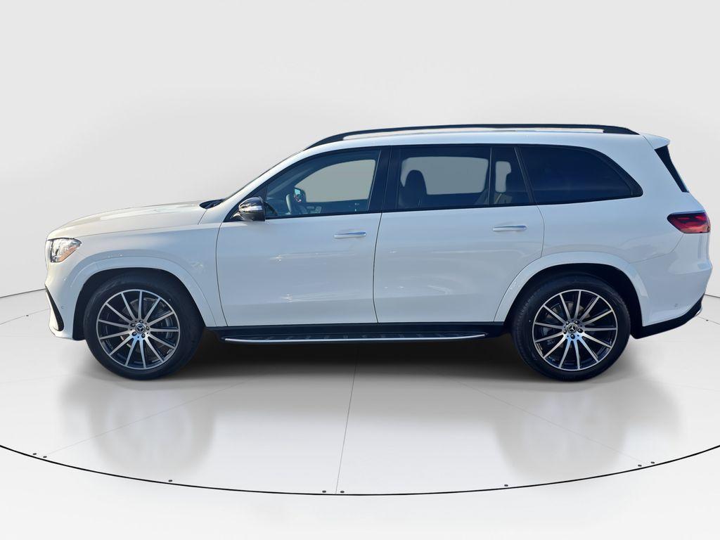 new 2026 Mercedes-Benz GLS 580 car, priced at $122,245
