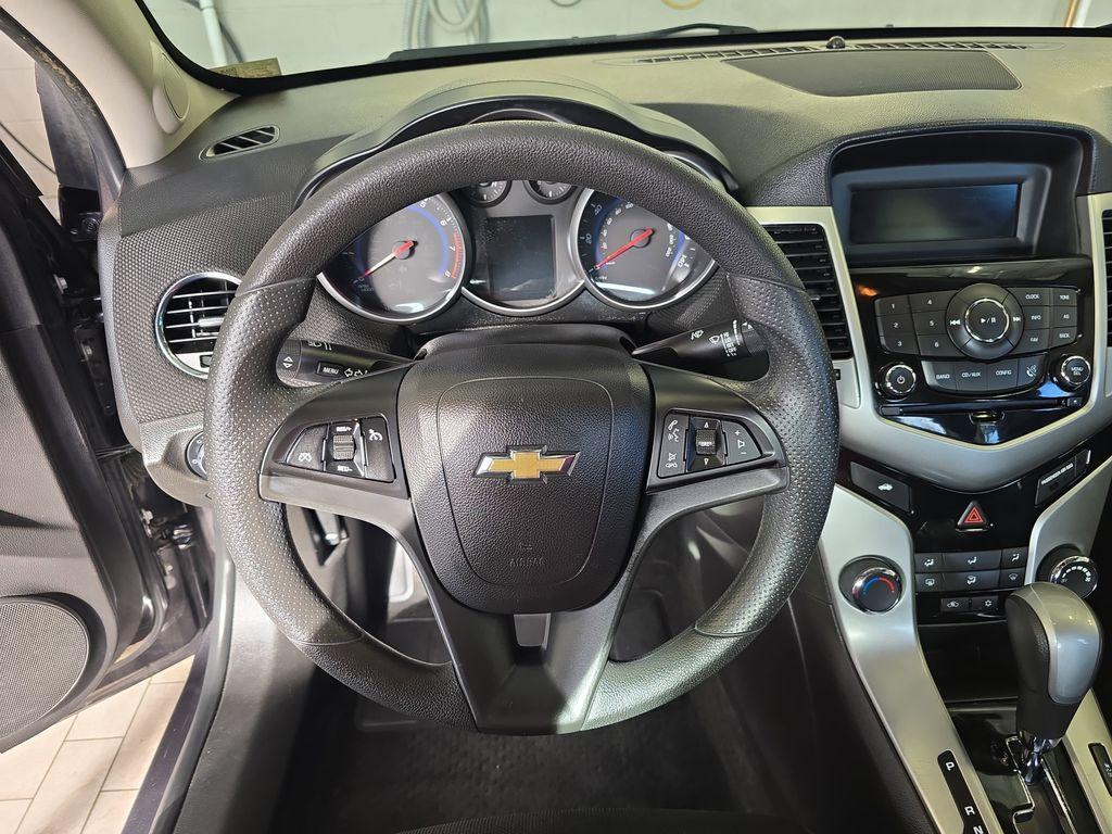 used 2015 Chevrolet Cruze car, priced at $7,095