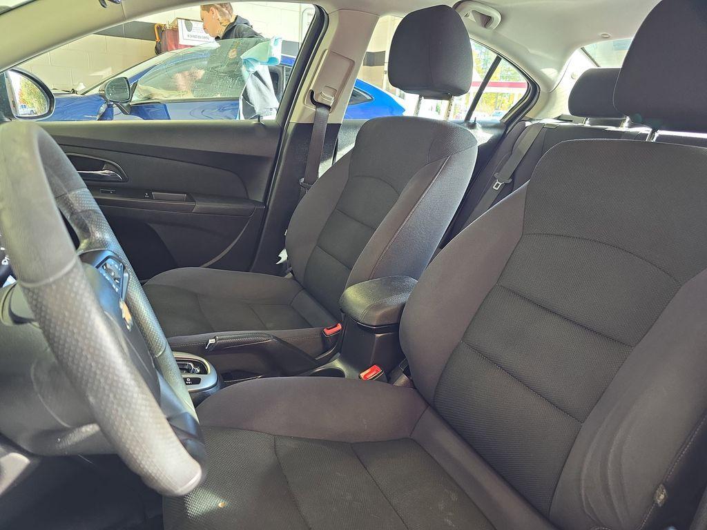 used 2015 Chevrolet Cruze car, priced at $7,095