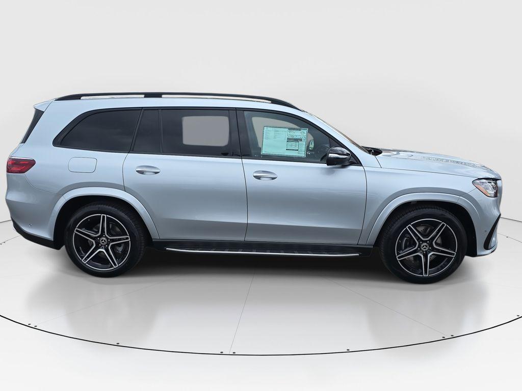 new 2025 Mercedes-Benz GLS 450 car, priced at $95,865