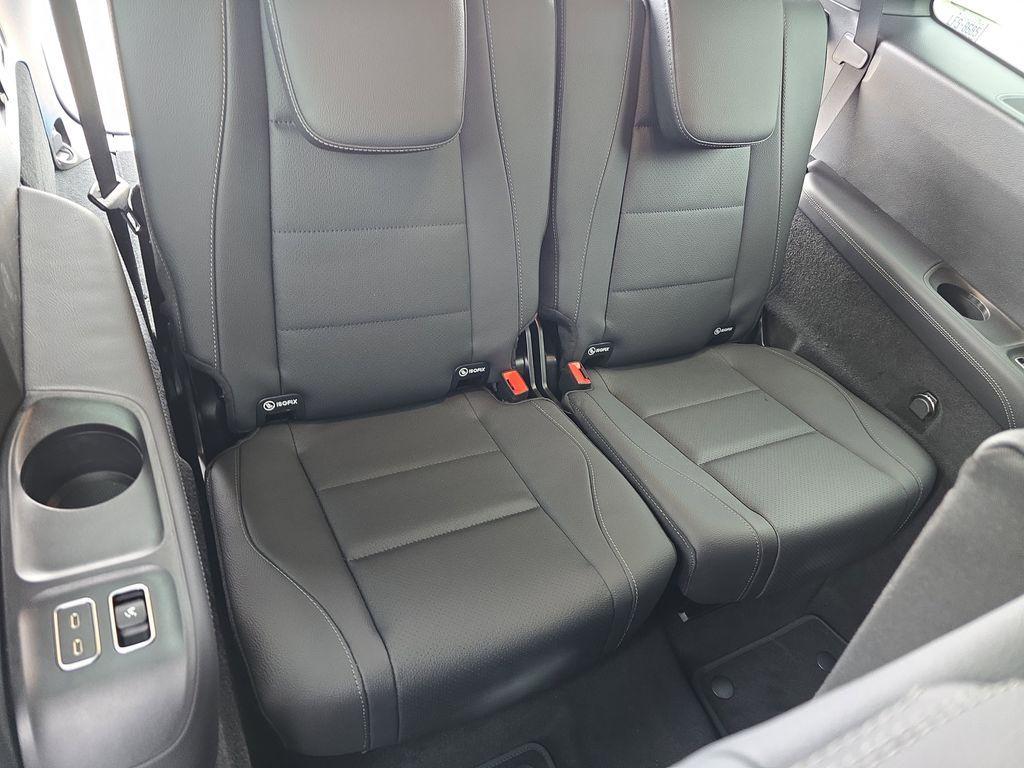 new 2025 Mercedes-Benz GLS 450 car, priced at $95,865