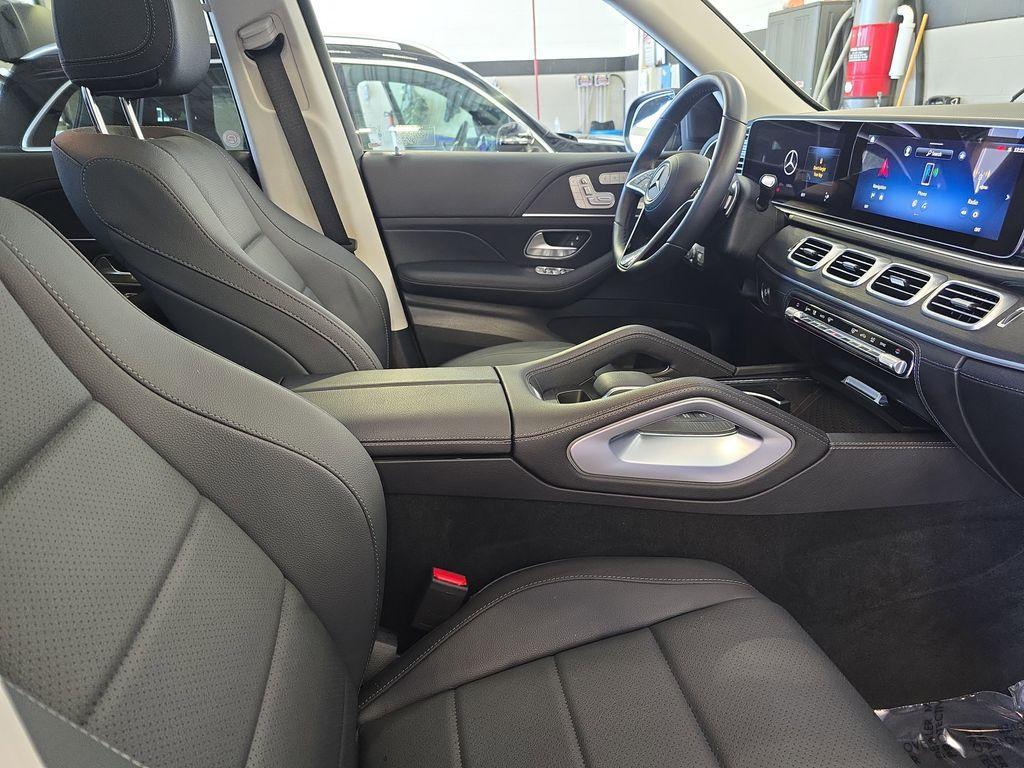 used 2025 Mercedes-Benz GLE 350 car, priced at $59,974