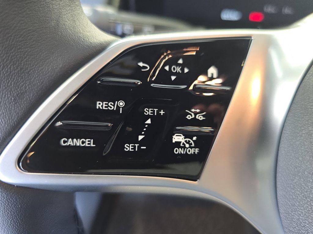 new 2026 Mercedes-Benz GLB 250 car, priced at $50,415