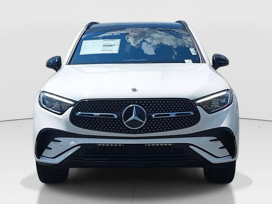 new 2024 Mercedes-Benz GLC 300 car, priced at $58,035