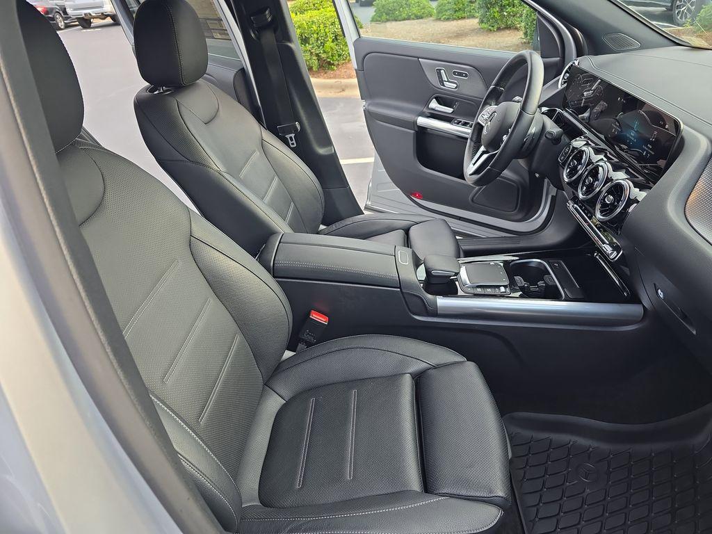 used 2022 Mercedes-Benz GLA 250 car, priced at $26,838