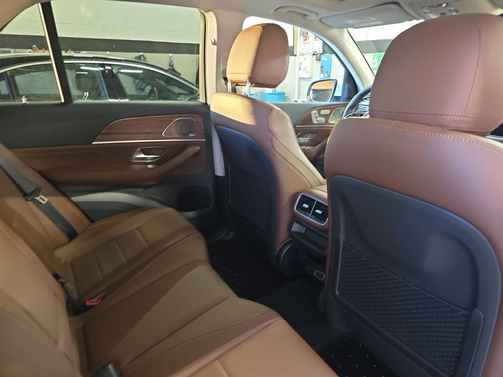 new 2026 Mercedes-Benz GLE 450 car, priced at $80,545