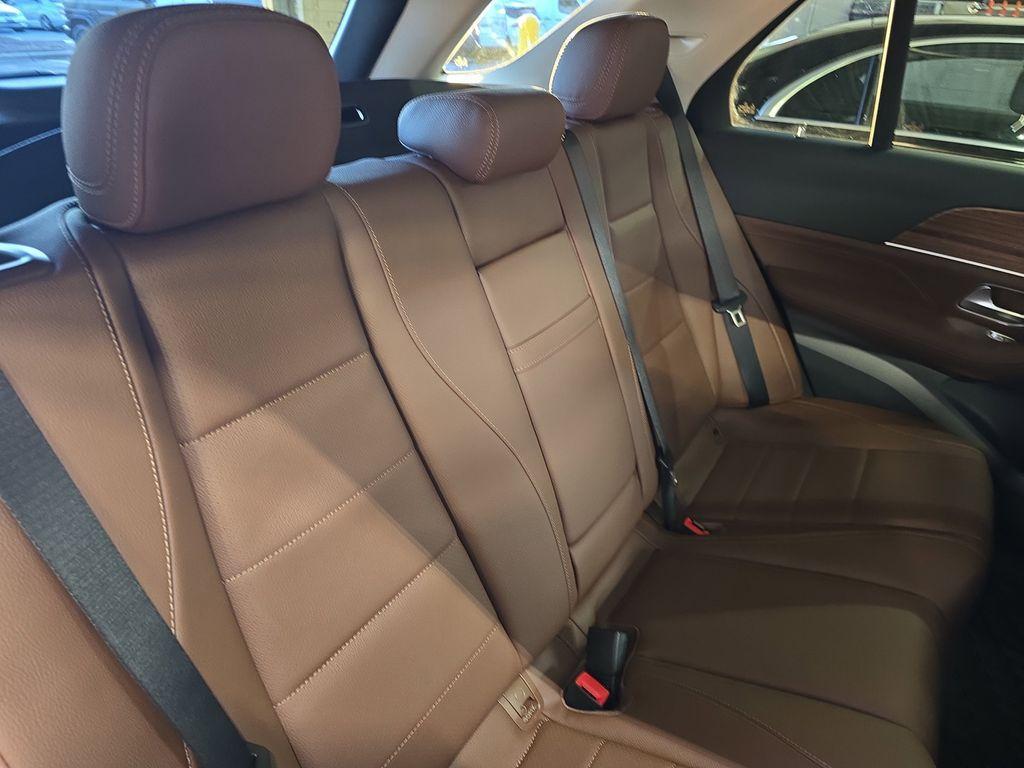 new 2026 Mercedes-Benz GLE 450 car, priced at $80,545