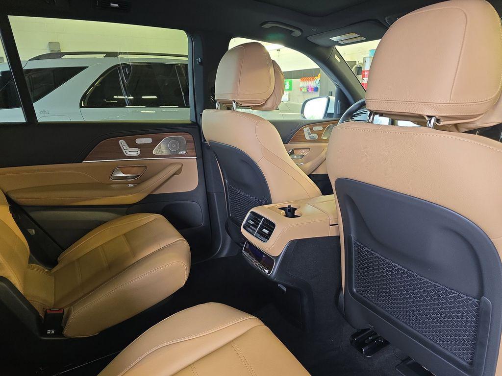 new 2025 Mercedes-Benz GLS 580 car, priced at $120,865