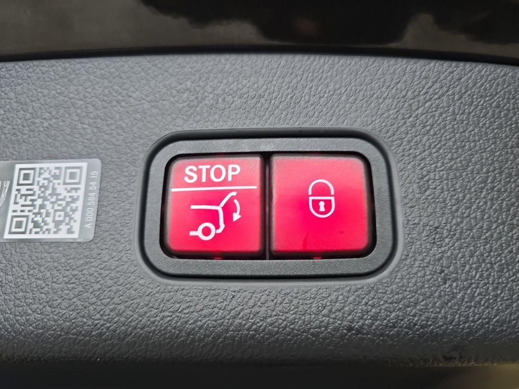 new 2026 Mercedes-Benz GLC 300 car, priced at $64,400