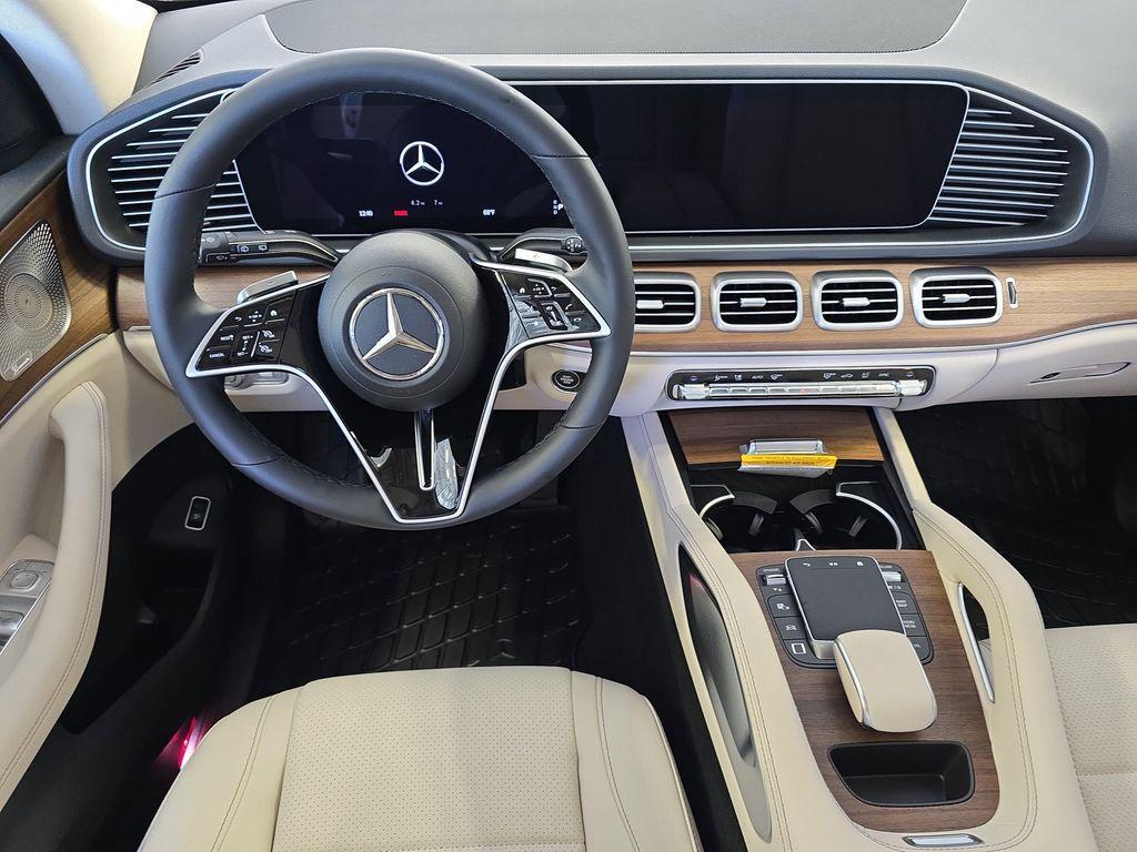 new 2025 Mercedes-Benz GLE 350 car, priced at $74,215