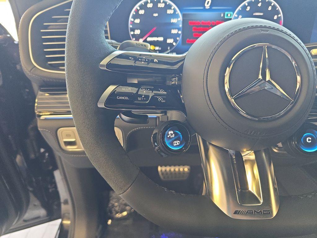 new 2025 Mercedes-Benz AMG GLE 53 car, priced at $100,560