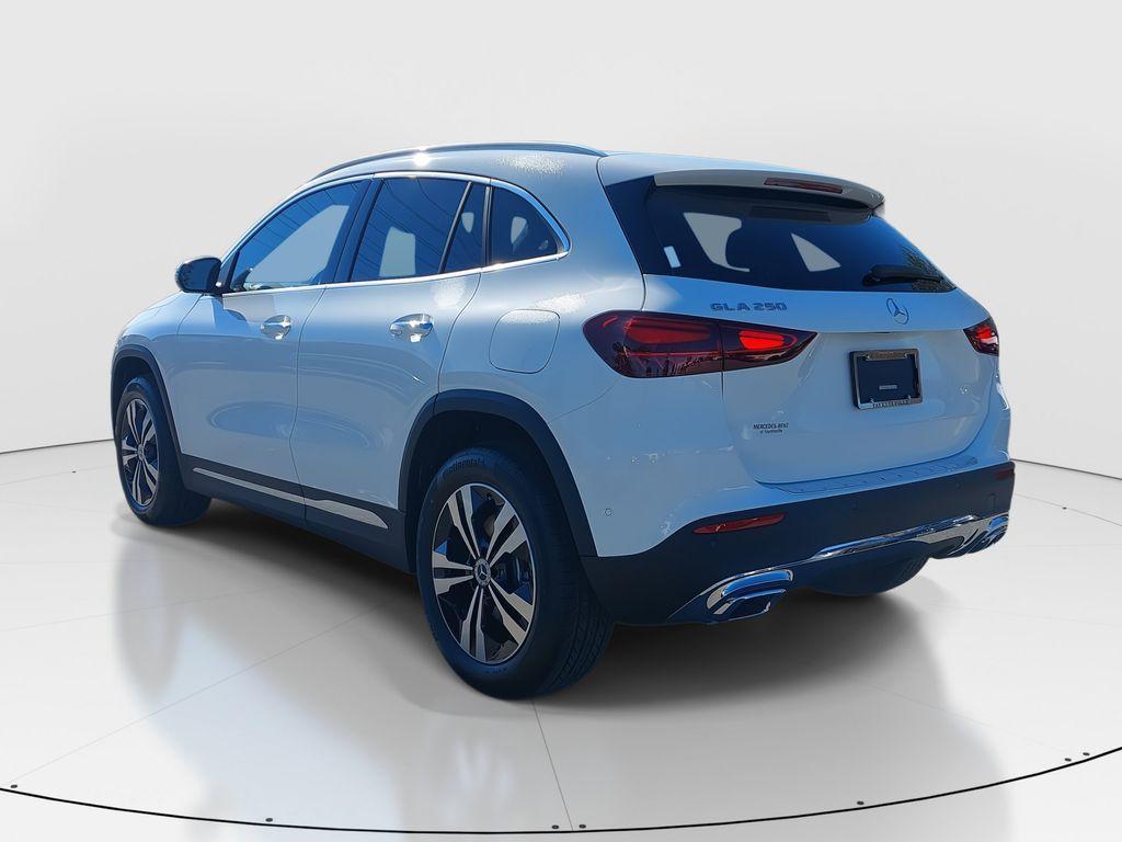 new 2025 Mercedes-Benz GLA 250 car, priced at $49,215