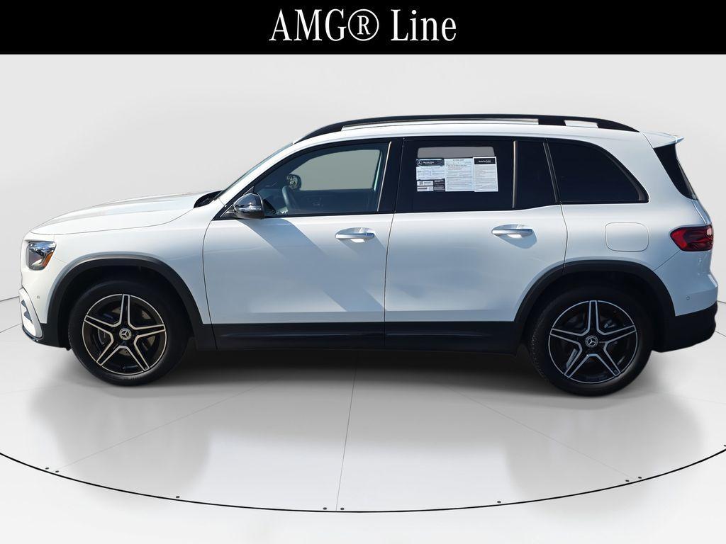 used 2025 Mercedes-Benz GLB 250 car, priced at $47,989