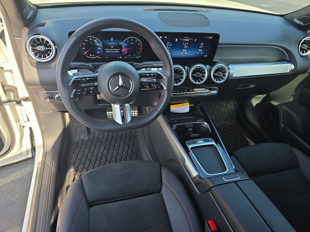 used 2025 Mercedes-Benz GLB 250 car, priced at $47,989