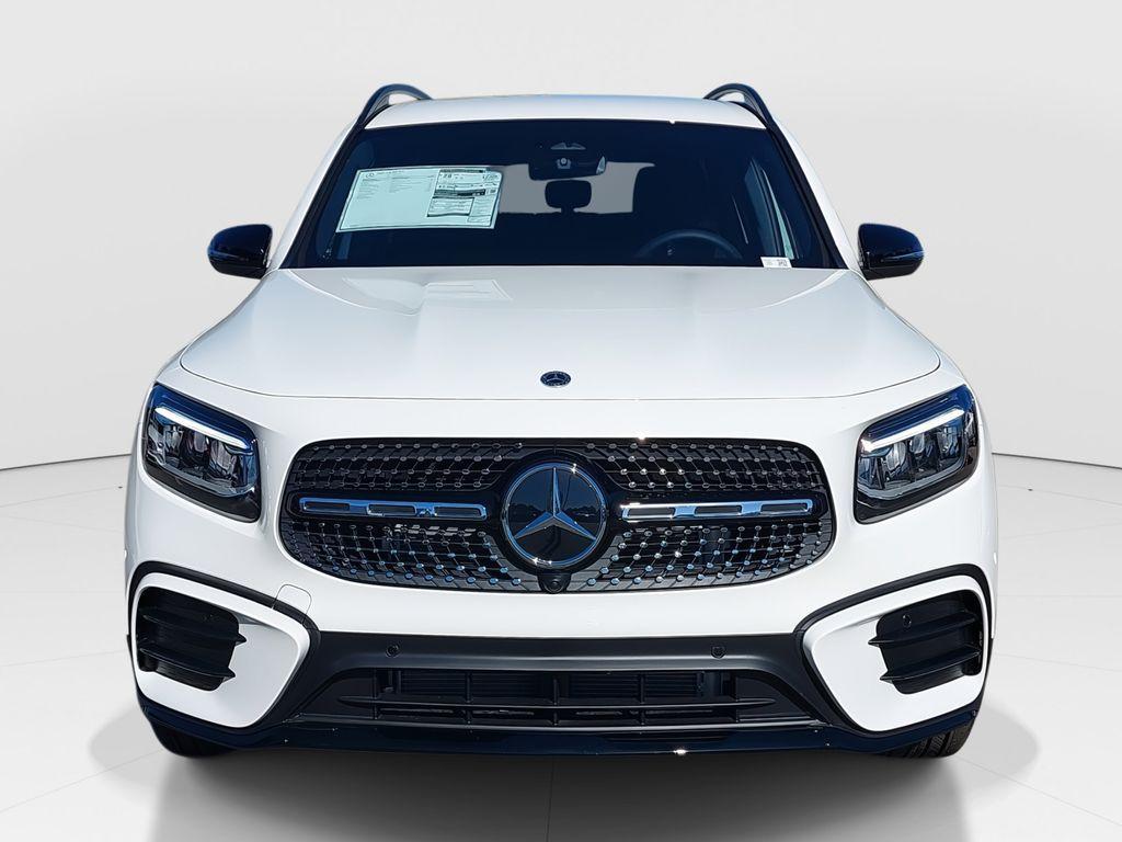 new 2025 Mercedes-Benz GLB 250 car, priced at $51,975