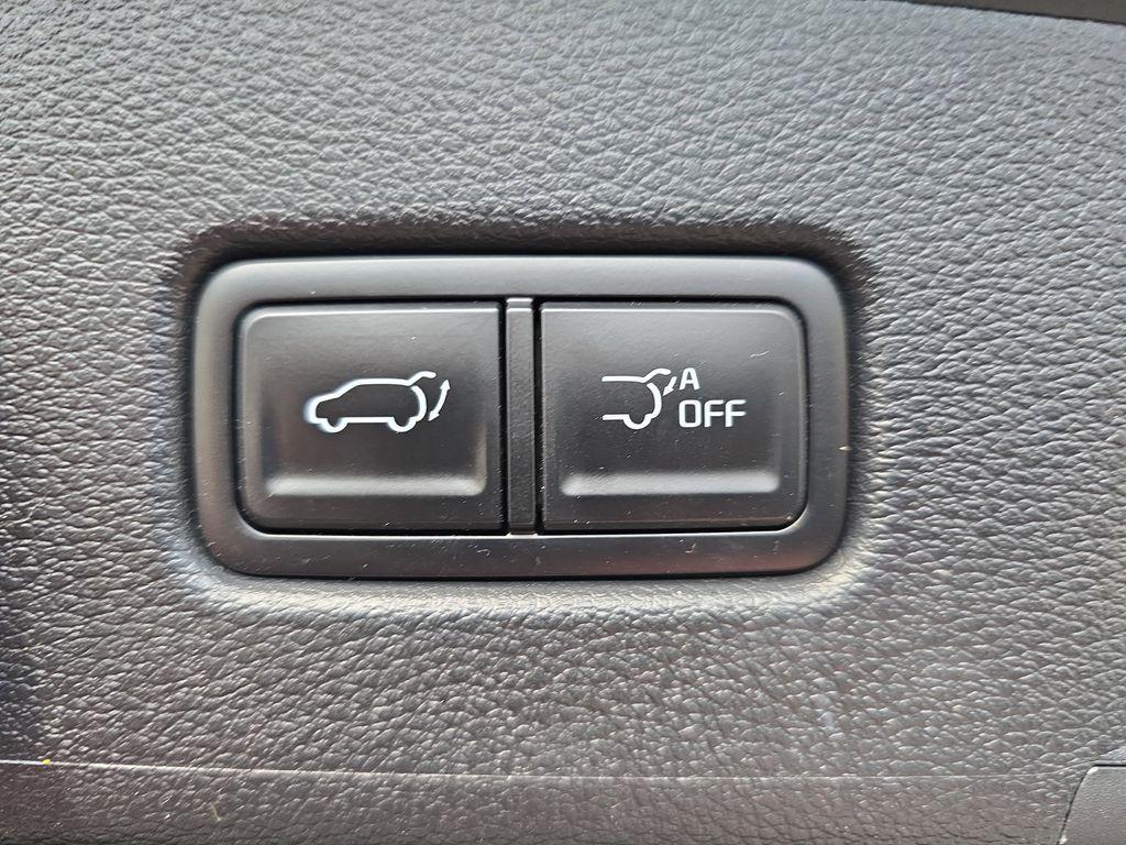 used 2024 Kia Telluride car, priced at $37,002