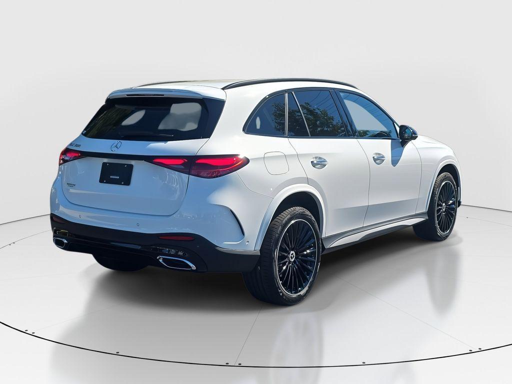 new 2026 Mercedes-Benz GLC 300 car, priced at $59,775