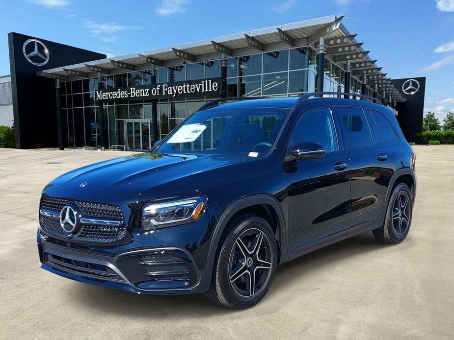 new 2025 Mercedes-Benz GLB 250 car, priced at $55,310