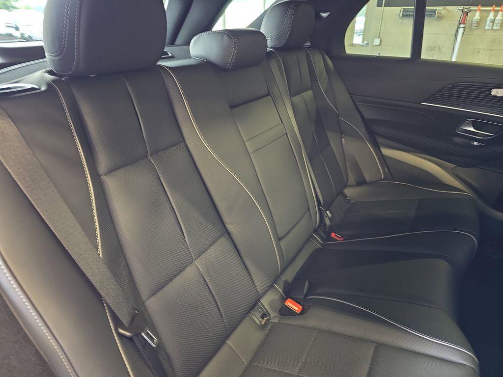 new 2026 Mercedes-Benz GLE 580 car, priced at $107,305