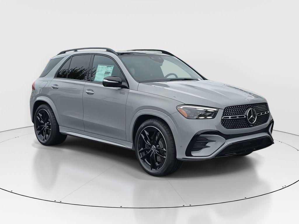 new 2026 Mercedes-Benz GLE 580 car, priced at $107,305
