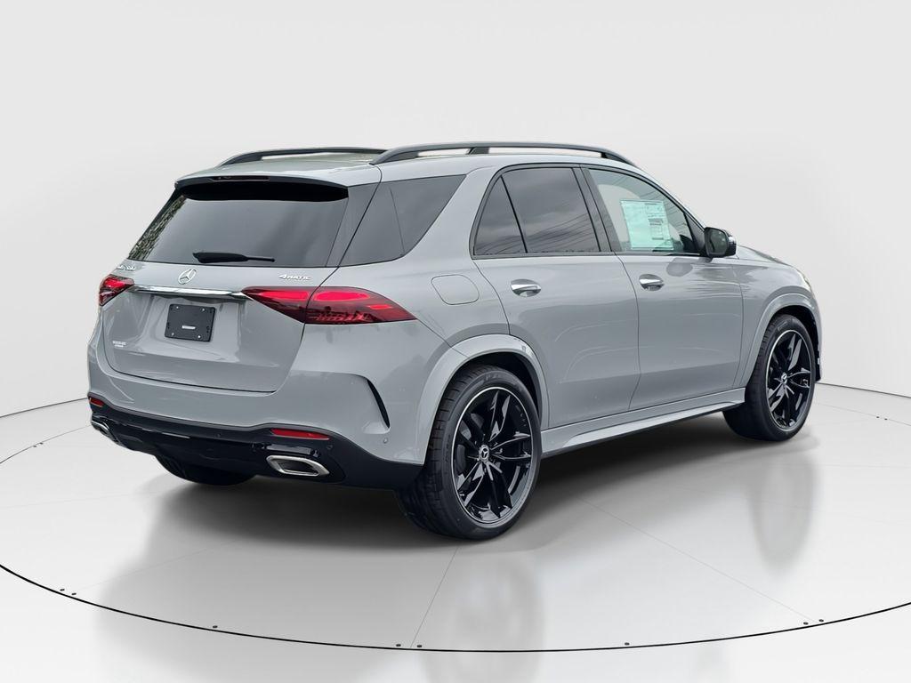 new 2026 Mercedes-Benz GLE 580 car, priced at $107,305