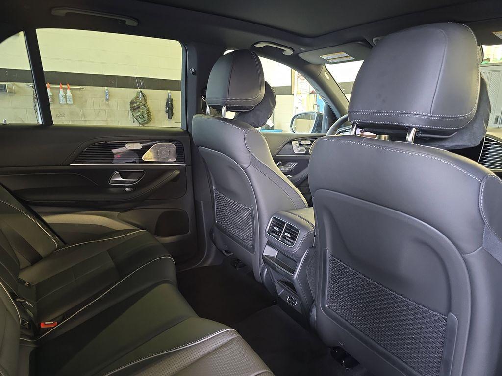 new 2026 Mercedes-Benz GLE 580 car, priced at $107,305