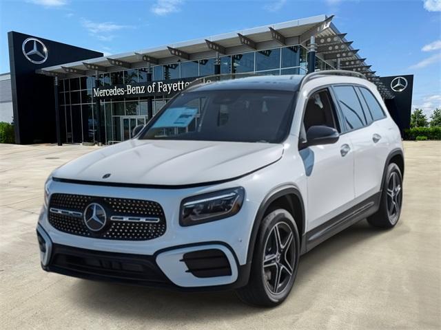 new 2024 Mercedes-Benz GLB 250 car, priced at $52,625