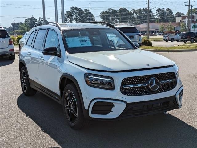 new 2024 Mercedes-Benz GLB 250 car, priced at $52,625