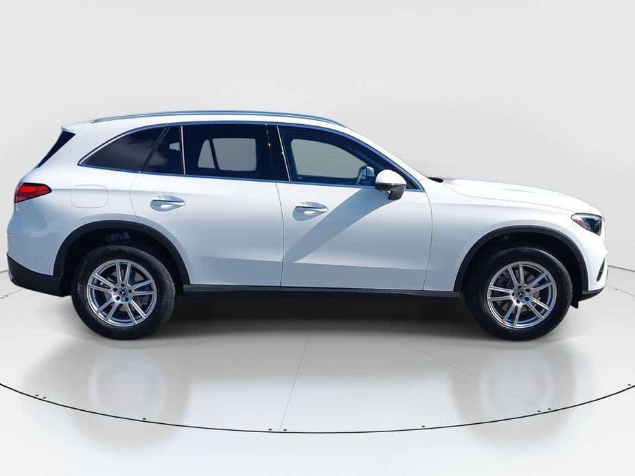 new 2025 Mercedes-Benz GLC 300 car, priced at $54,250