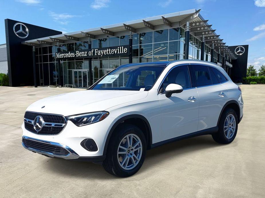 new 2025 Mercedes-Benz GLC 300 car, priced at $54,250