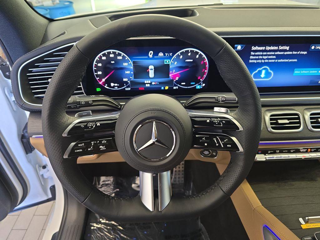 new 2025 Mercedes-Benz GLS 450 car, priced at $103,715