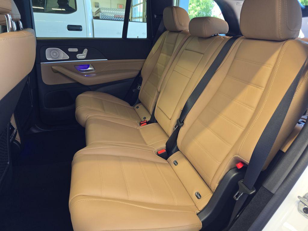 new 2025 Mercedes-Benz GLS 450 car, priced at $103,715