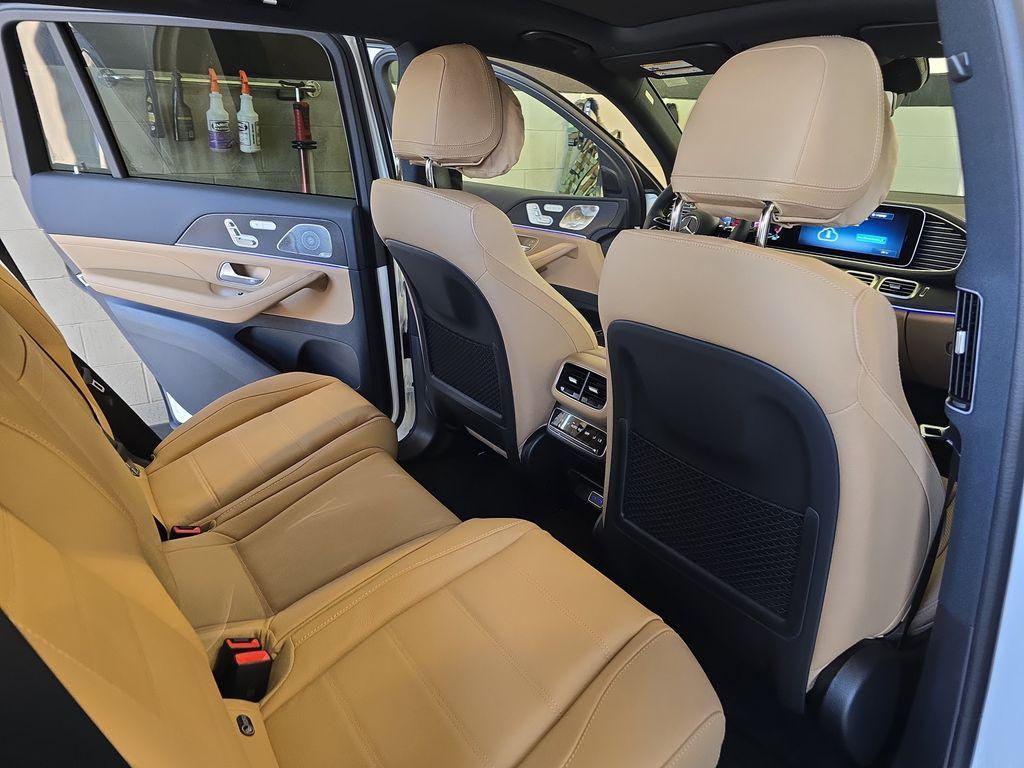new 2025 Mercedes-Benz GLS 450 car, priced at $103,715