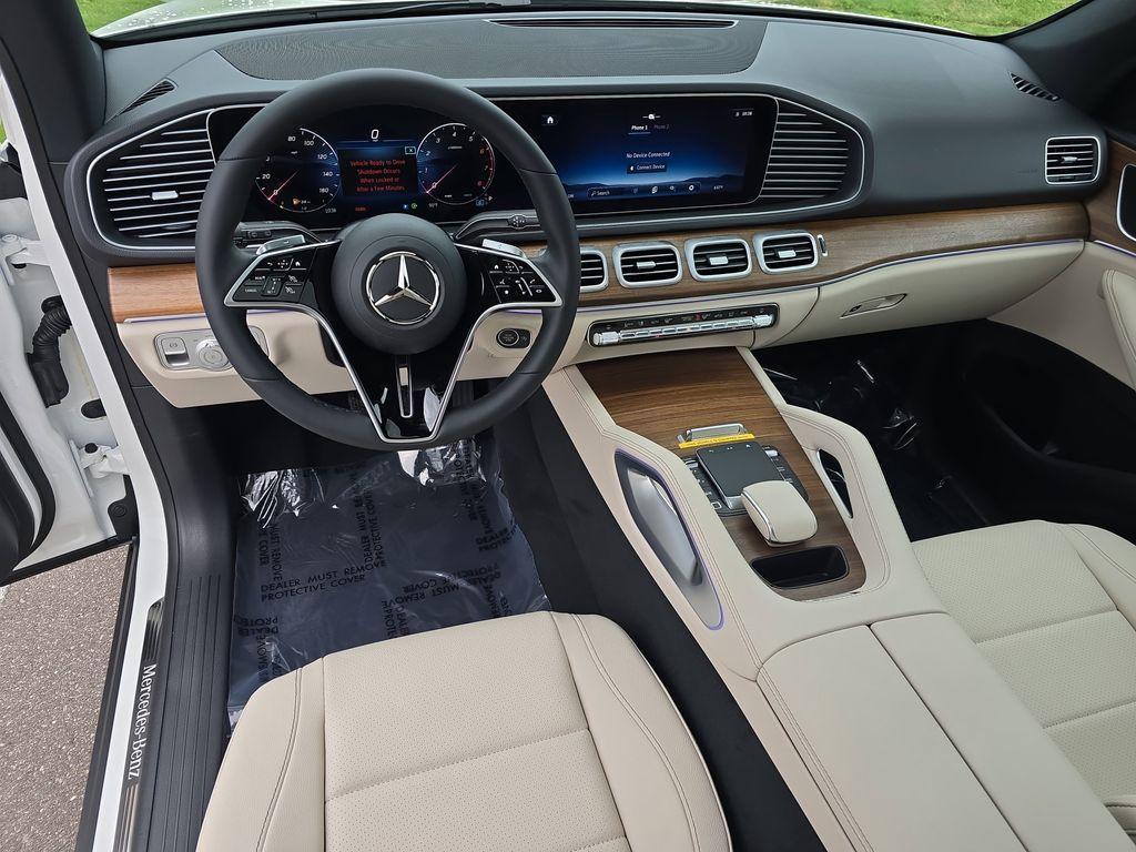 new 2025 Mercedes-Benz GLE 450 car, priced at $73,745